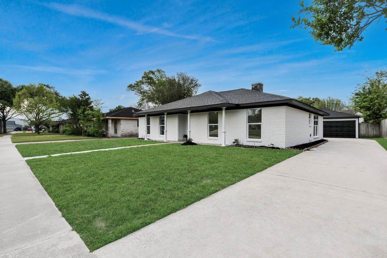 22115 Woodrose Drive - Photo 1