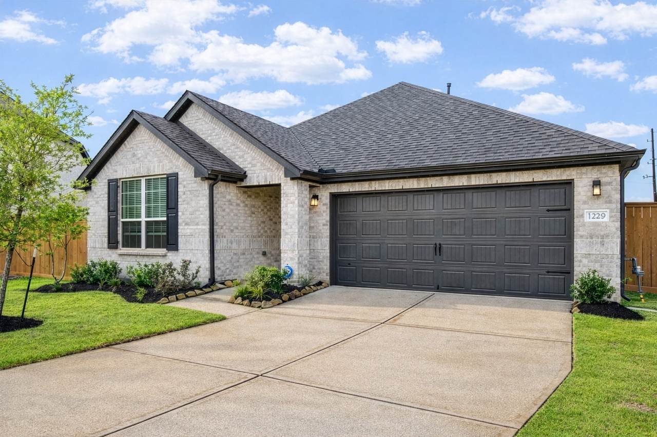 1229 Woodflower Drive - Photo 1