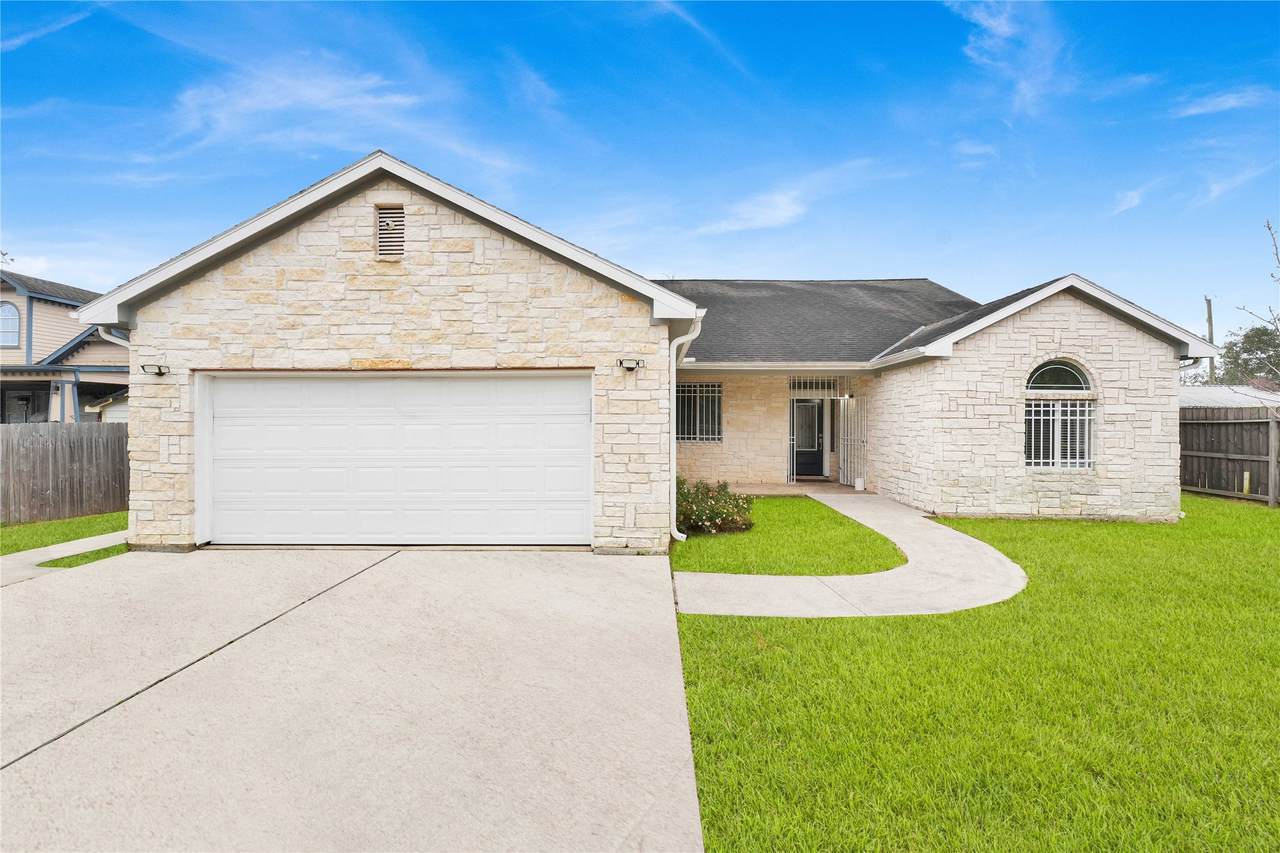 522 Teakwood Avenue - Photo 1