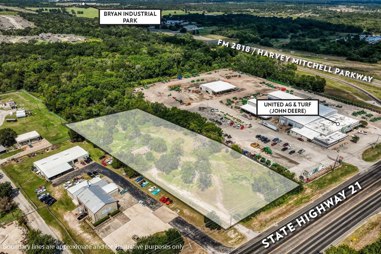 3208 W State Highway 21 - Photo 1