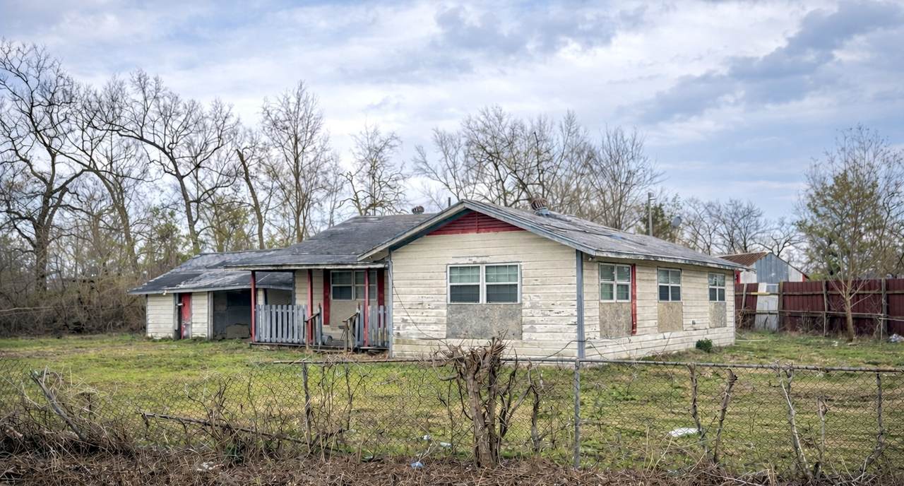 8614 Fringewood Drive - Photo 1