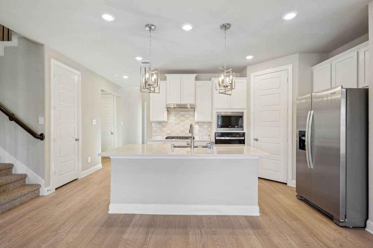 18604 Presswood Way Drive - Photo 1