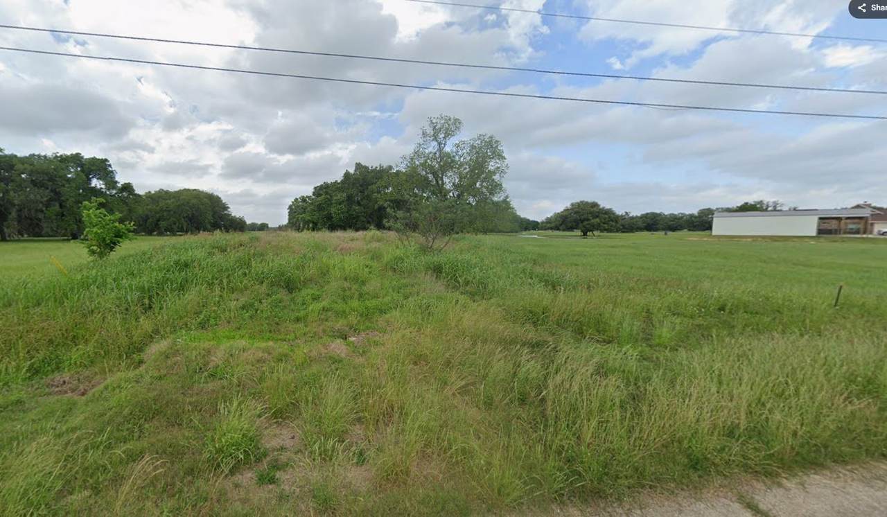 1120 Frontier Trail - Photo 1