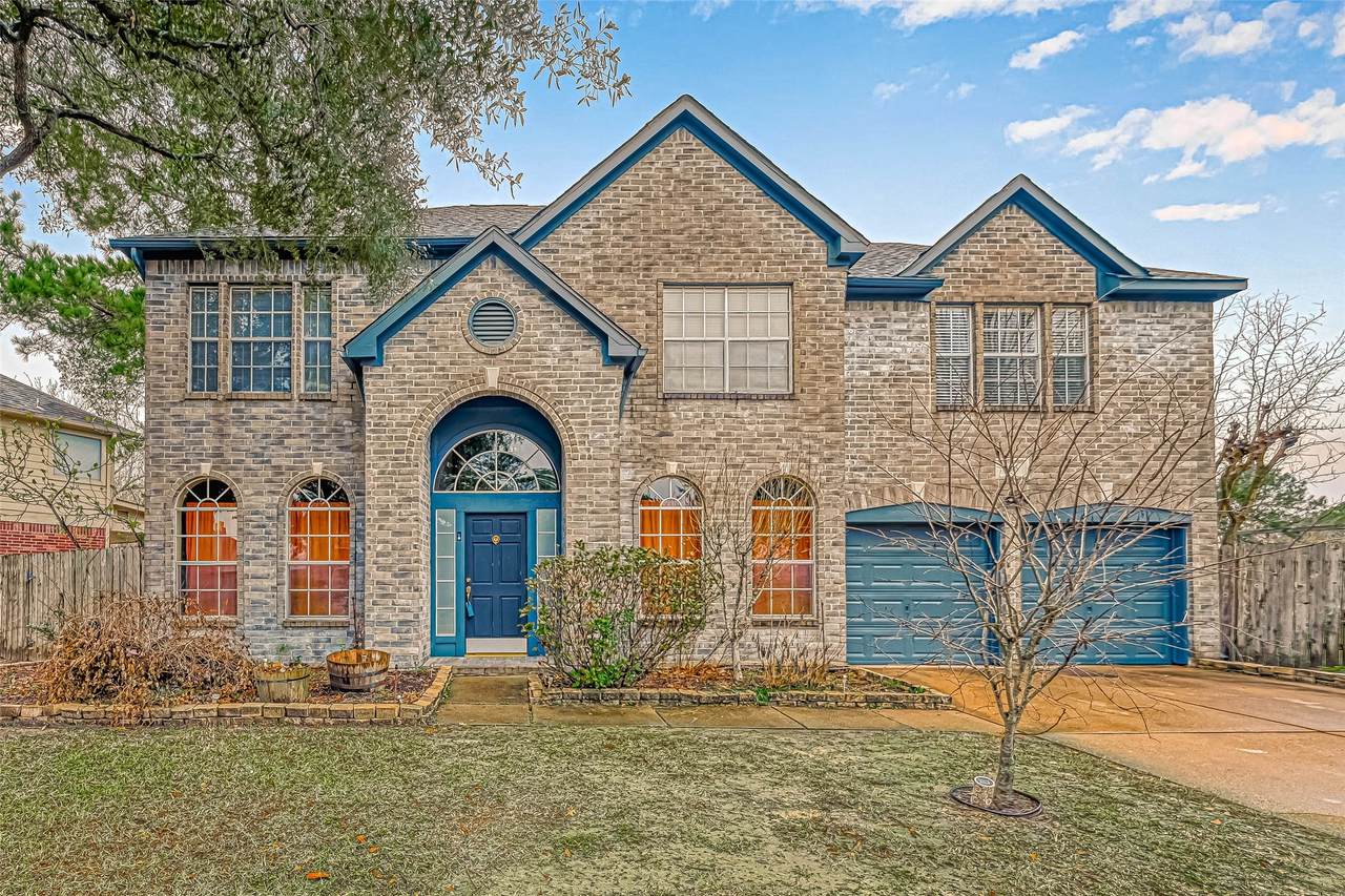 5815 Henniker Drive - Photo 1