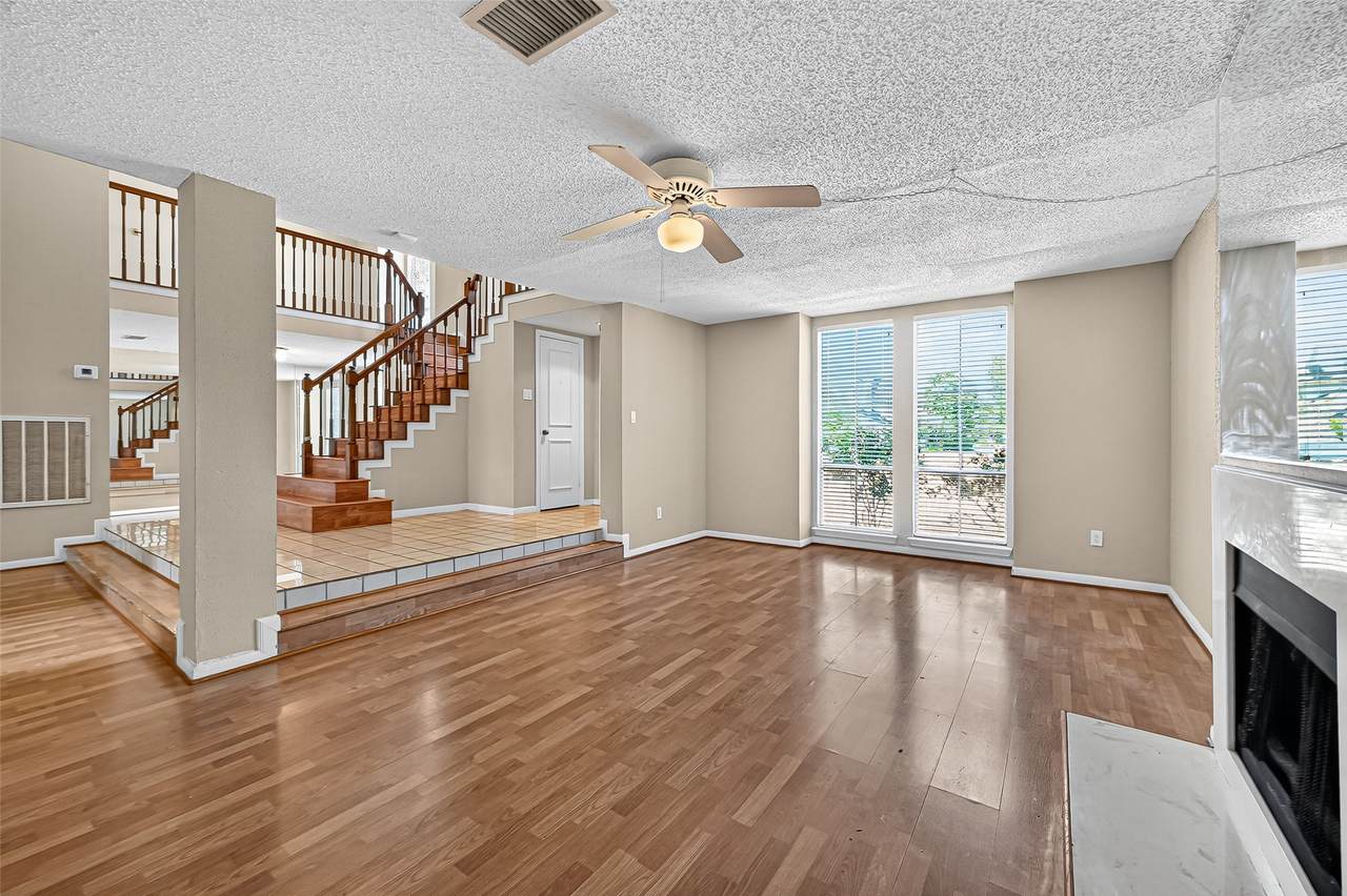 1535 Beaconshire Road - Photo 1