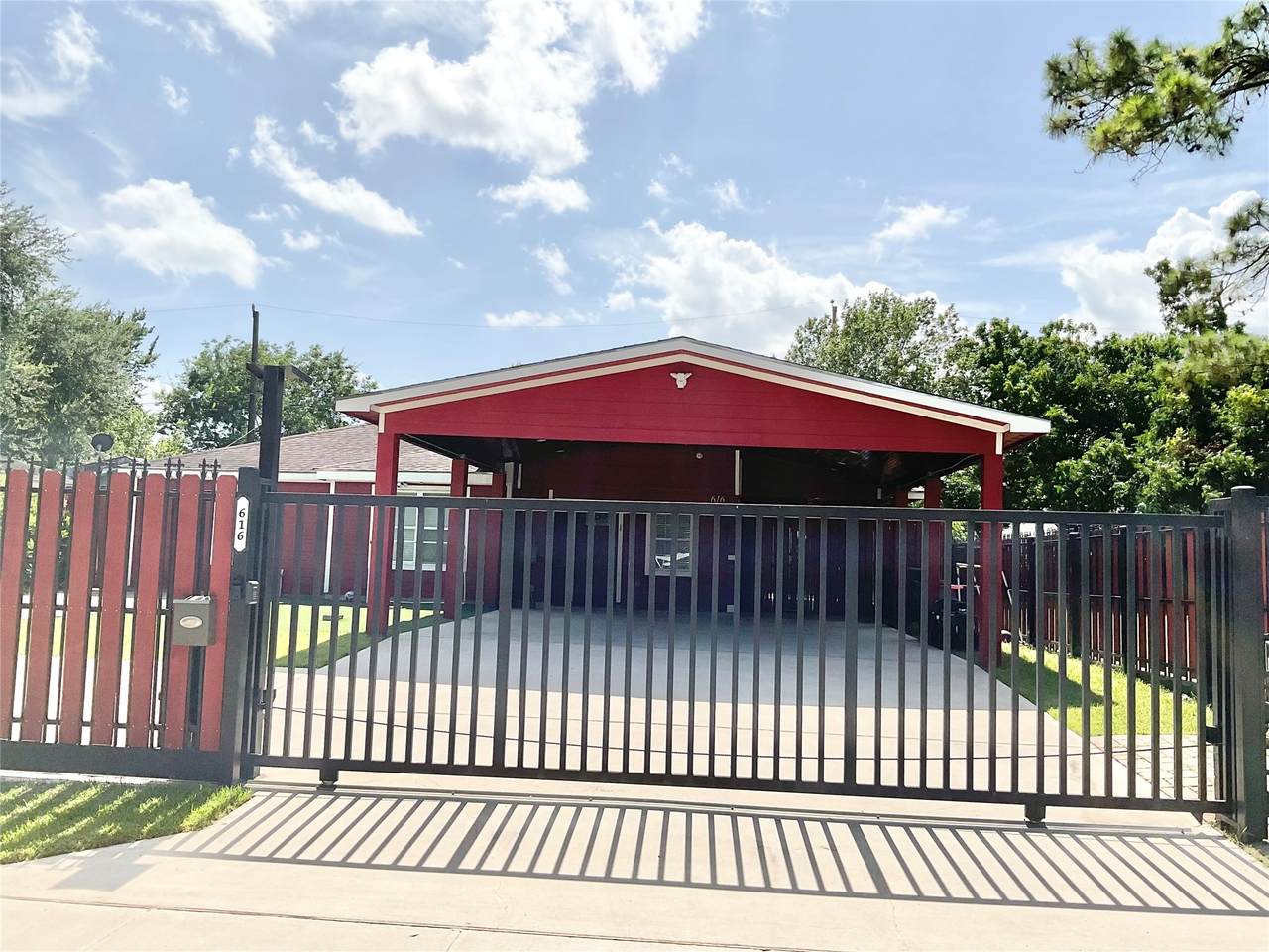 616 Kansas Street - Photo 1