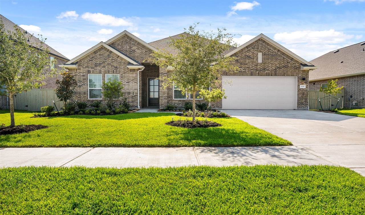 1818 S Wildflower Drive - Photo 1