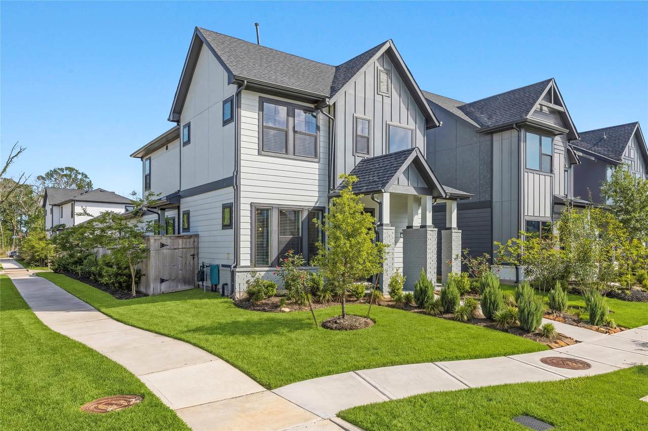 1530 Noble Park Drive - Photo 1