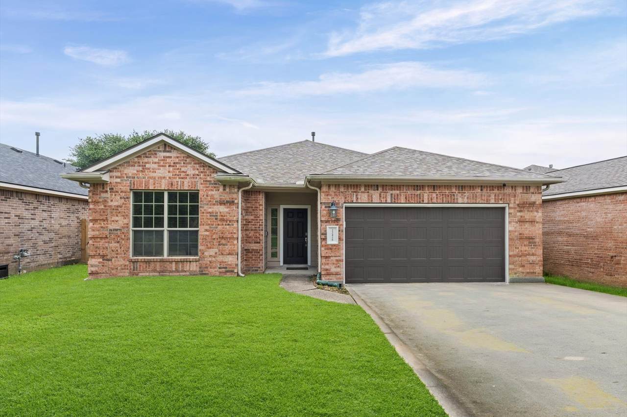 22426 Toronado Ridge Lane - Photo 1