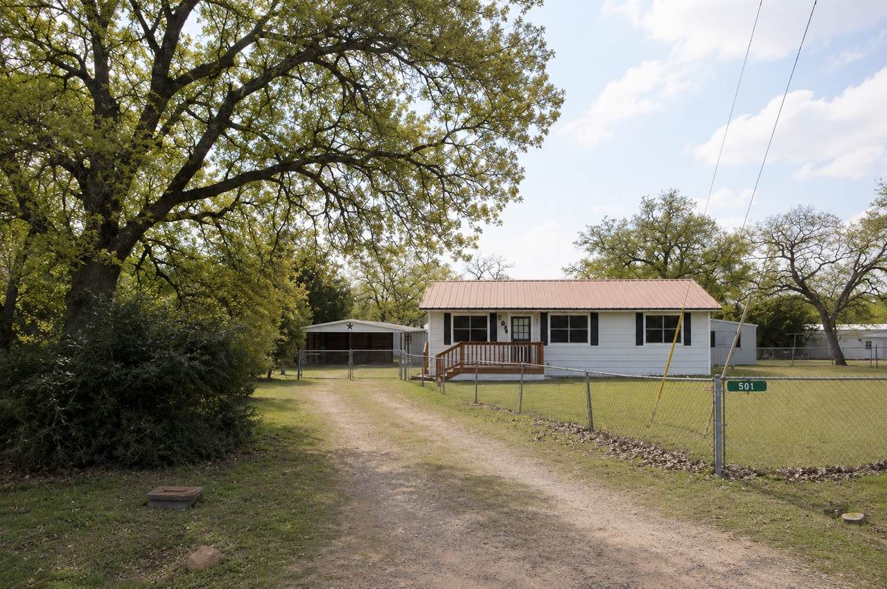501 Sweet Gum Lane - Photo 1