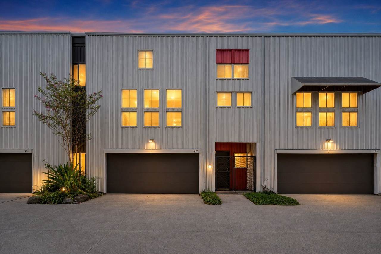 219 Gray Street - Photo 1