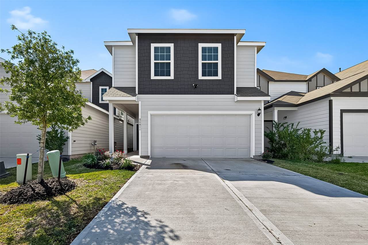 24811 Goldoni Dr - Photo 1