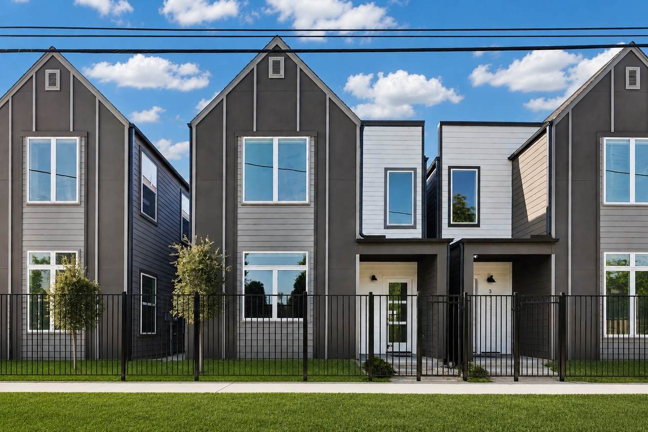 3411 Stonewall Street - Photo 1