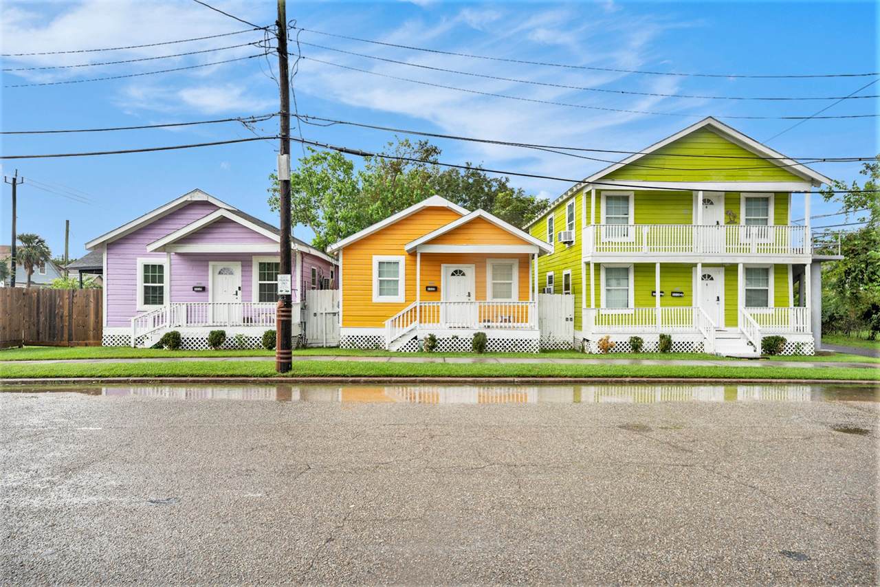 1113 28th Street - Photo 1