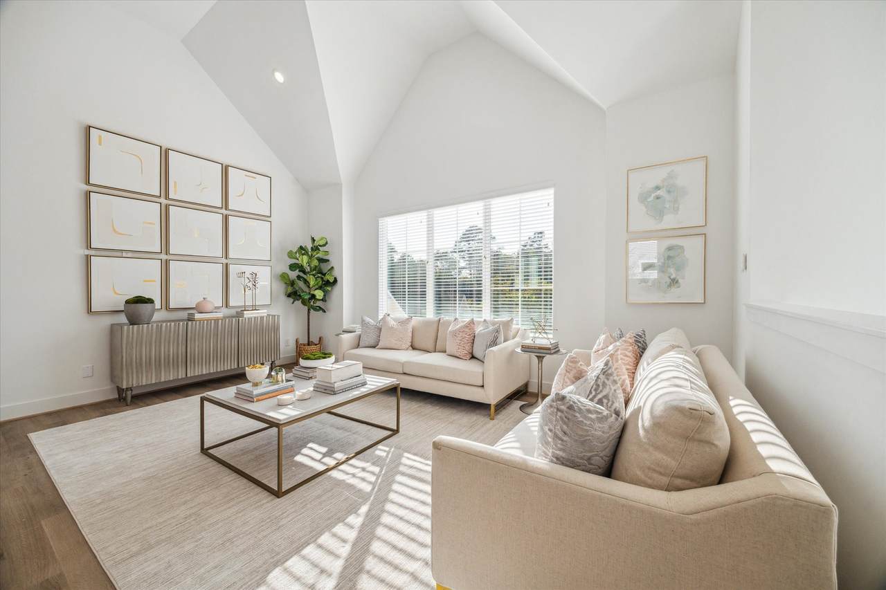 845 Elkhart Street - Photo 1