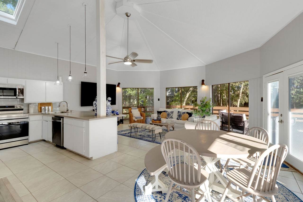 90 Harbour Lane - Photo 1