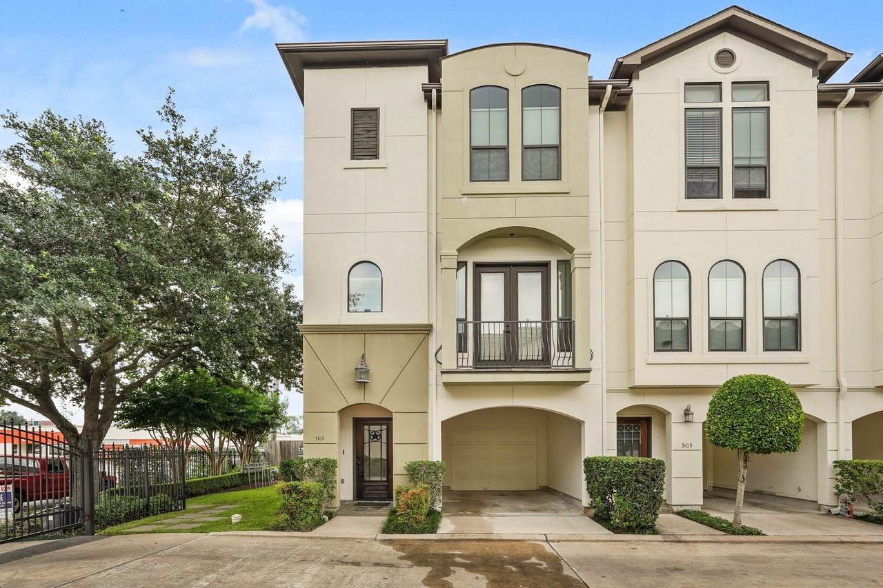 3101 Fairdale Oaks E - Photo 1