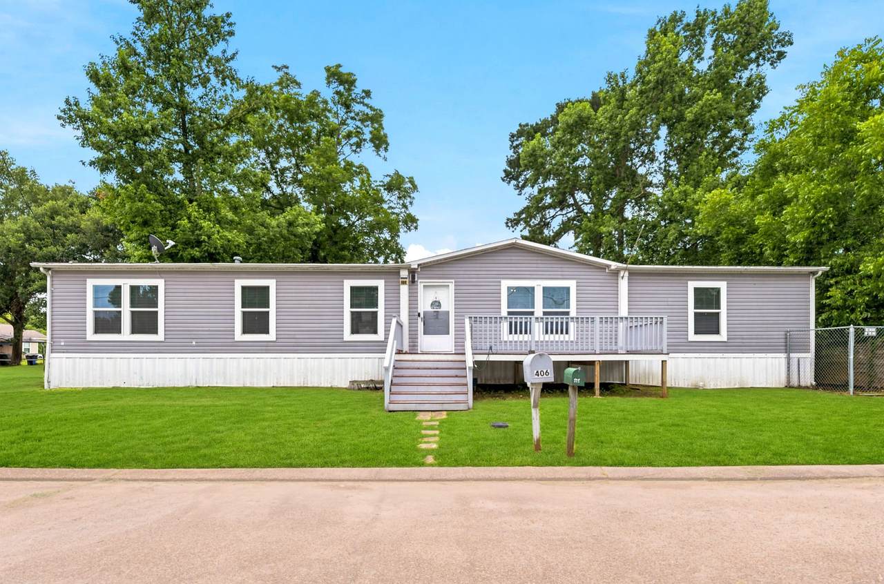 406 Baker Circle - Photo 1