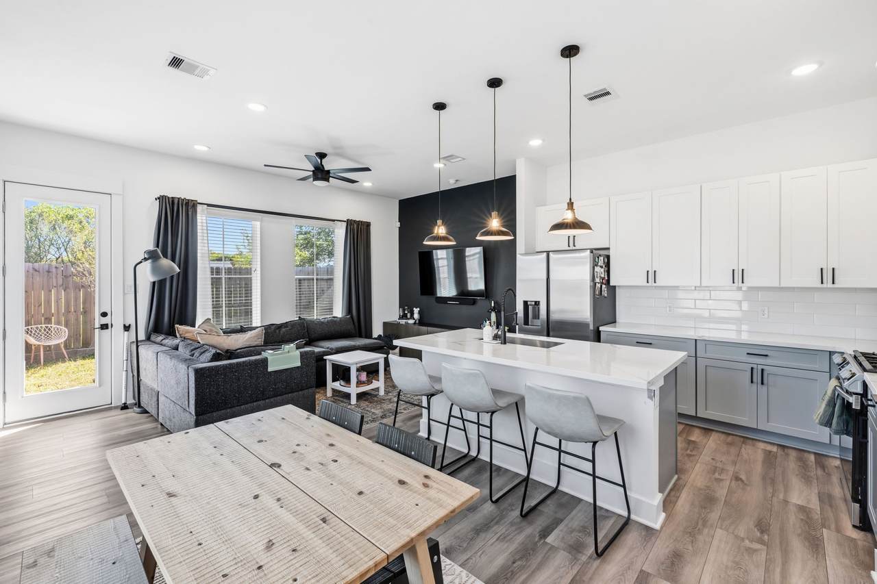 2908 Stevens Street - Photo 1
