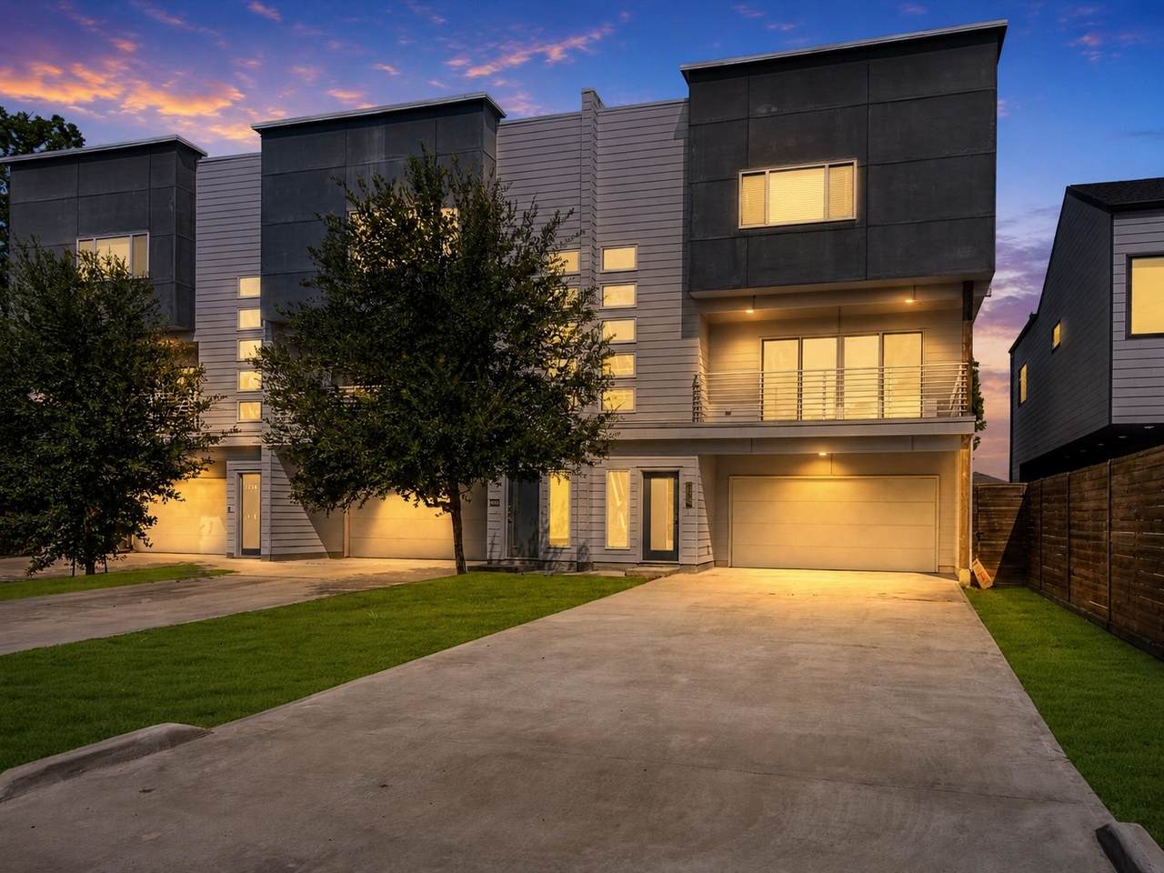 219 Pheasant Street - Photo 1