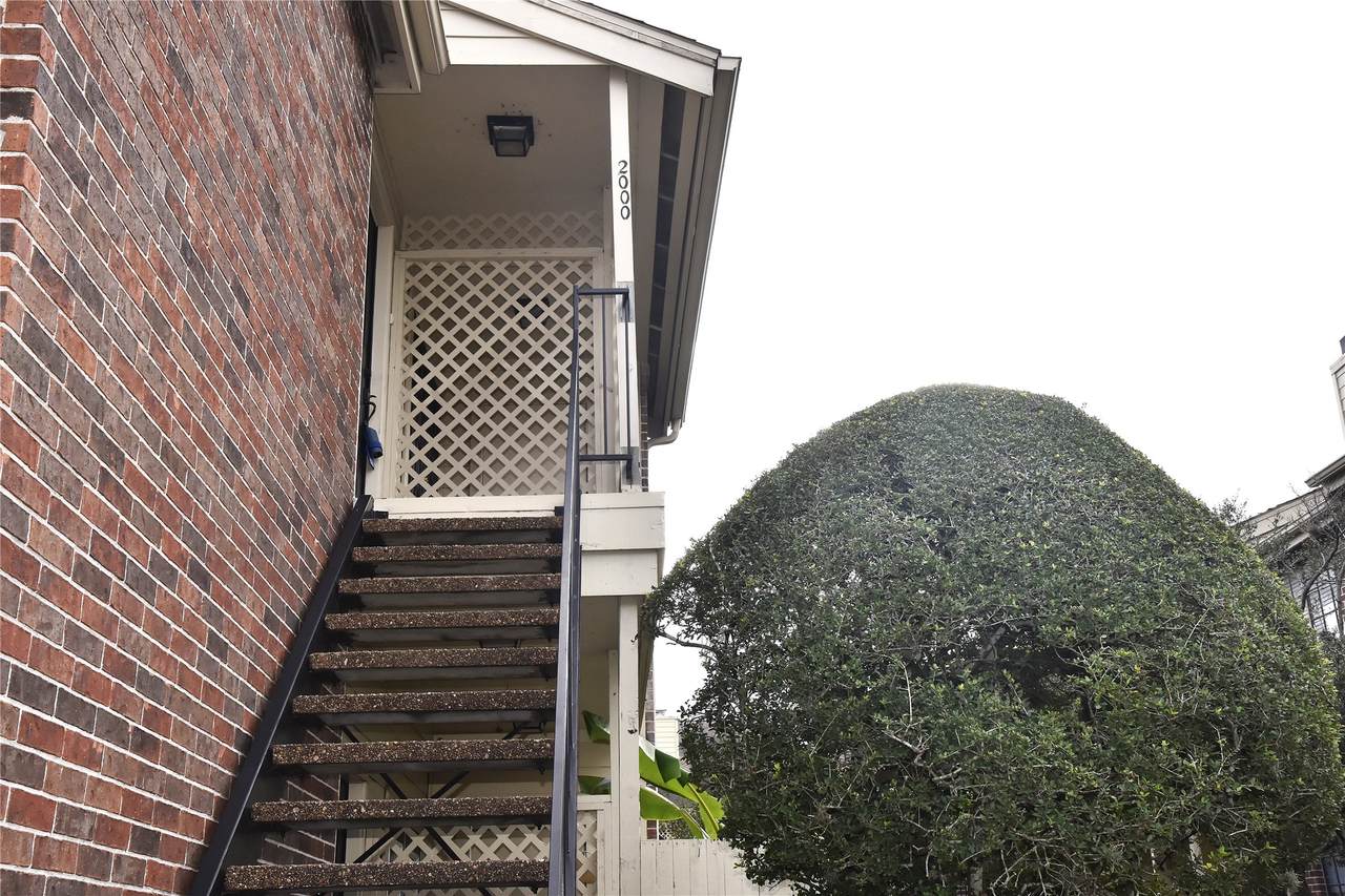 2121 El Paseo Street - Photo 1