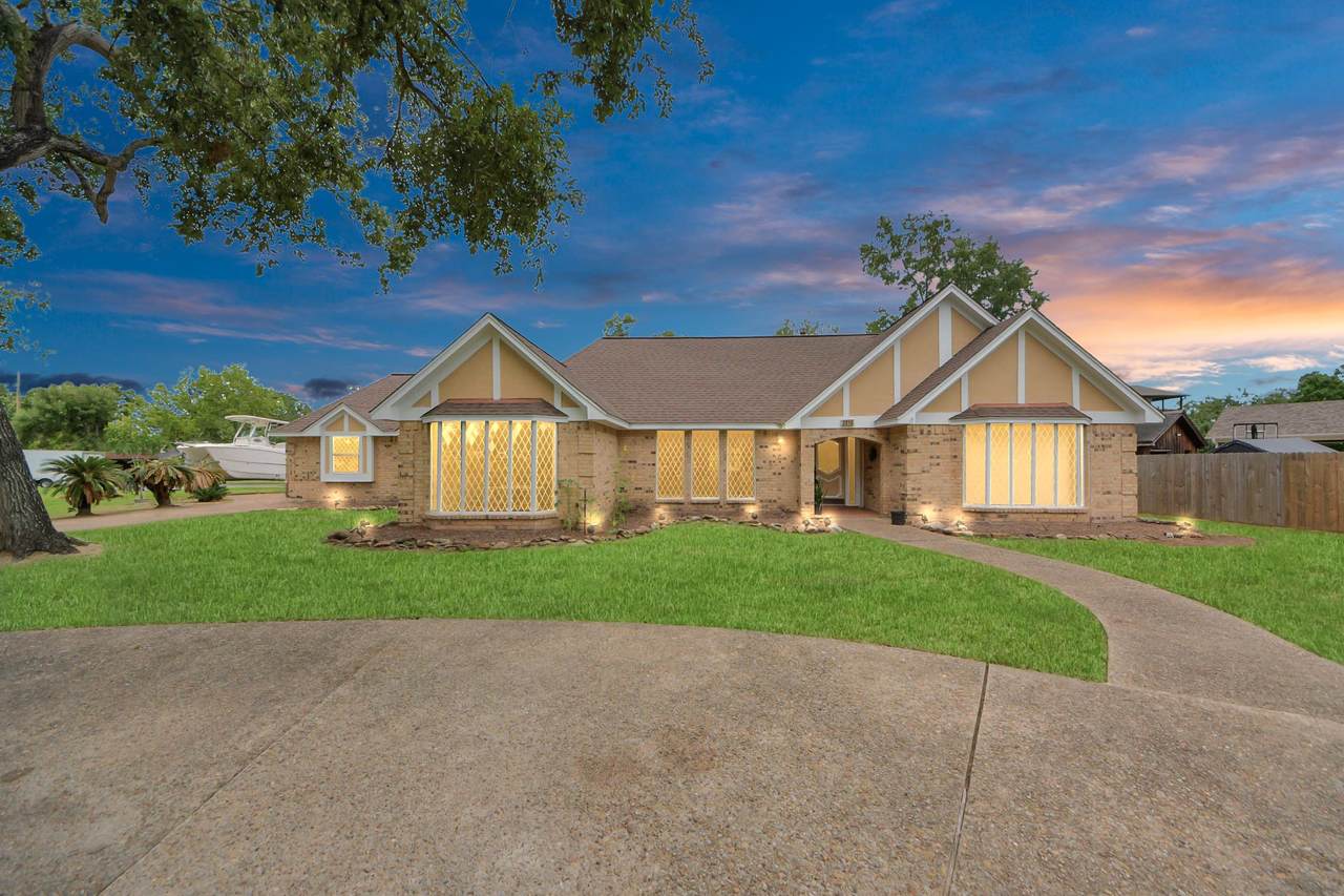 2514 Loganberry Circle - Photo 1
