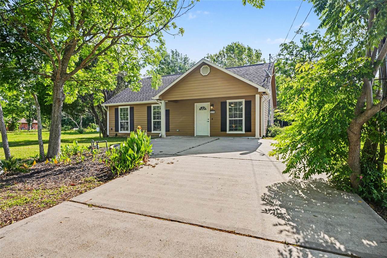 326 Bell Drive - Photo 1