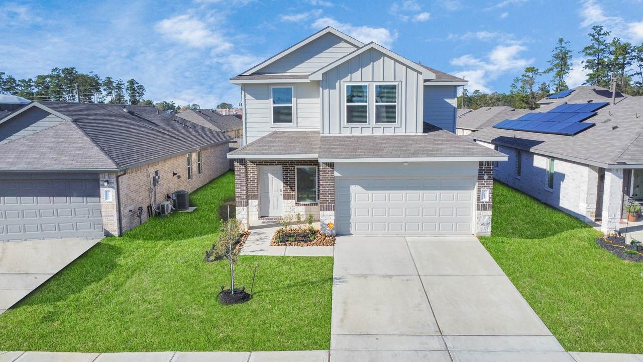 5227 Castlebury Meadows Drive - Photo 1