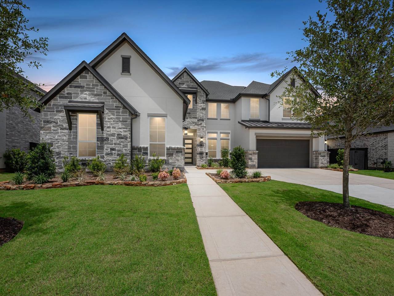 806 Lily Haven Trail - Photo 1