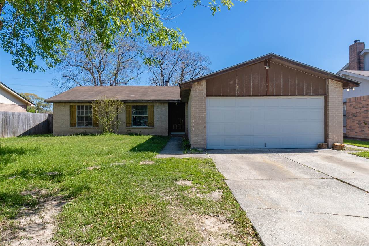 8406 Pebbledowne Drive - Photo 1