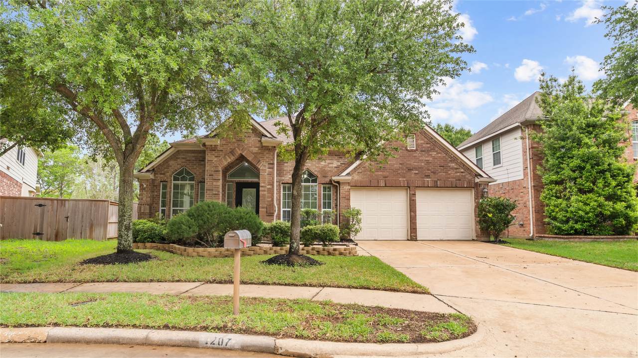 1207 Walston Ridge Drive - Photo 1