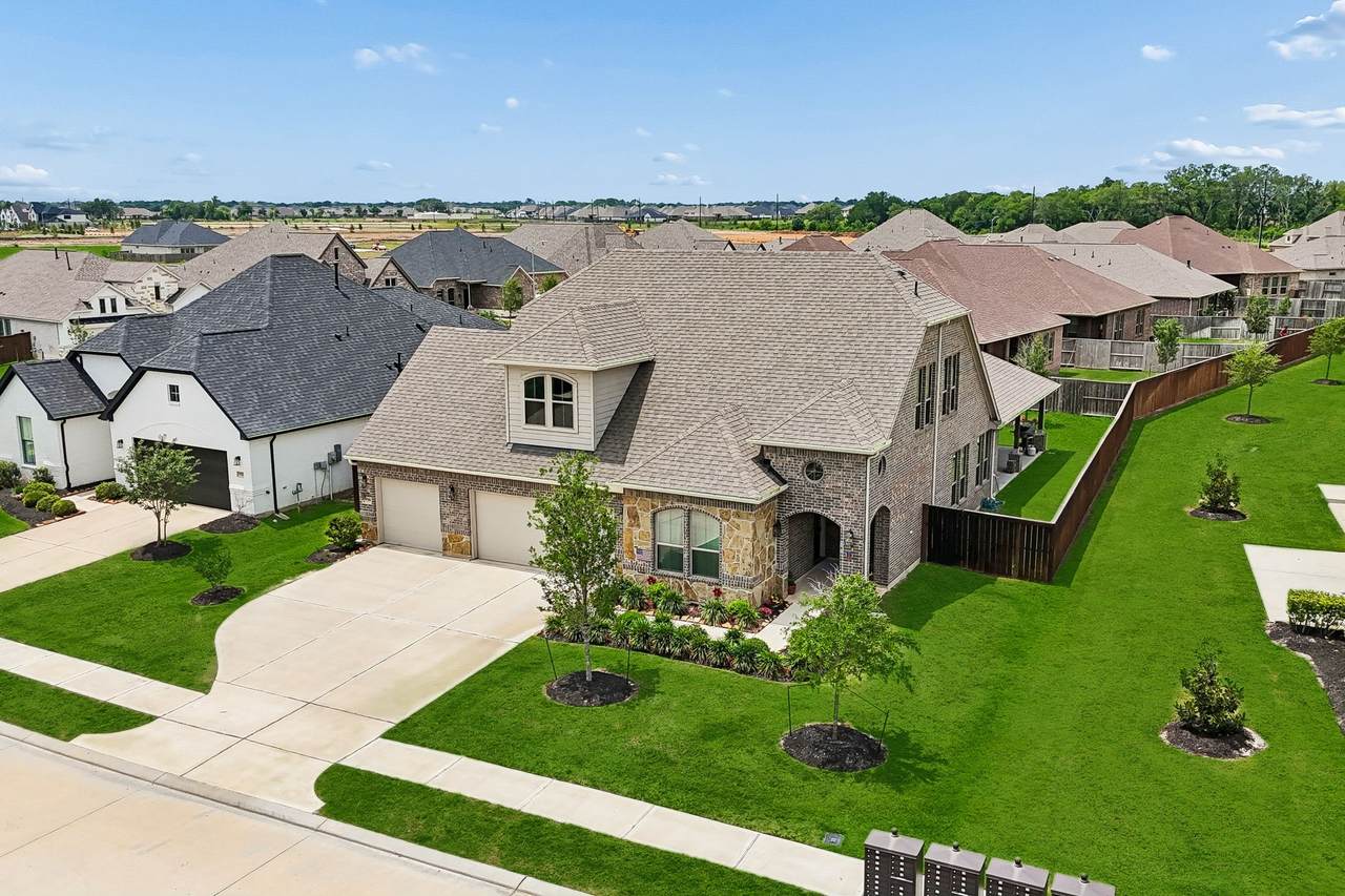 5719 Caracara Street - Photo 1