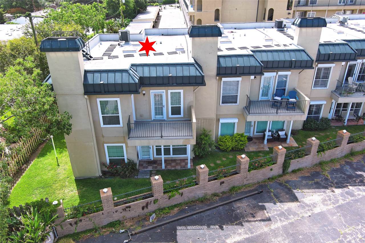 921 Marine Drive - Photo 1