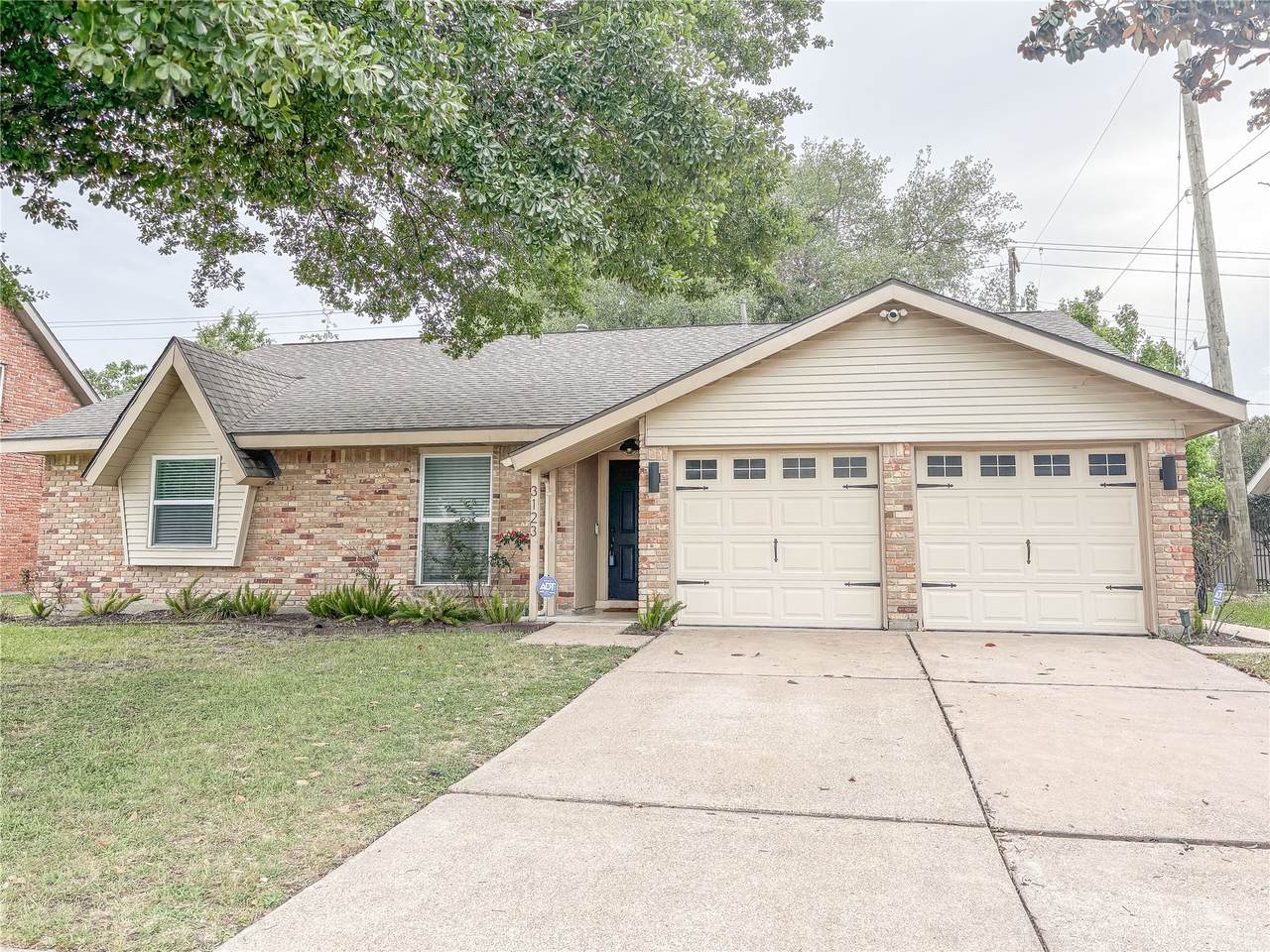 3123 Lazy Spring Drive - Photo 1