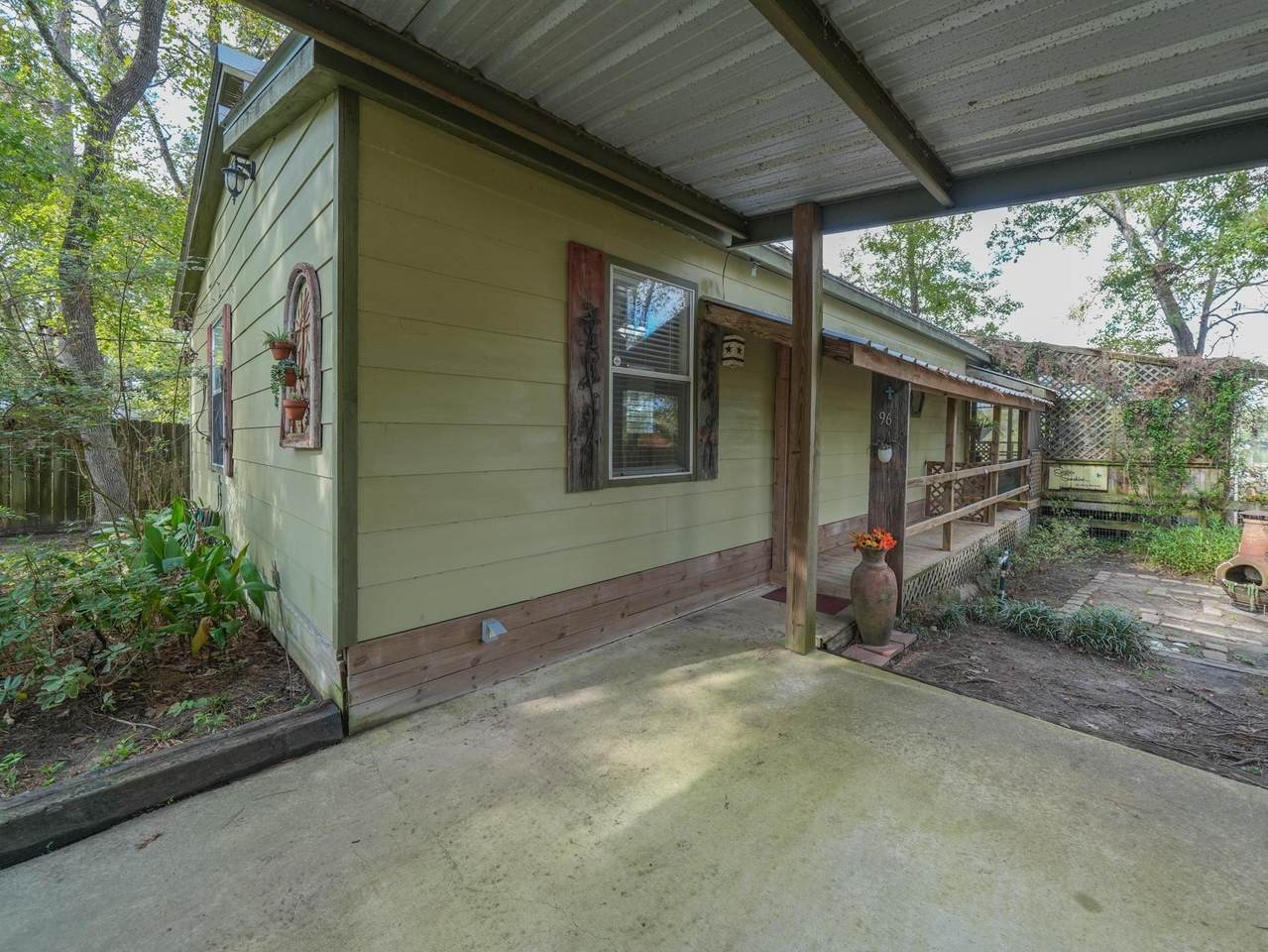 96 Lakeside Drive - Photo 1