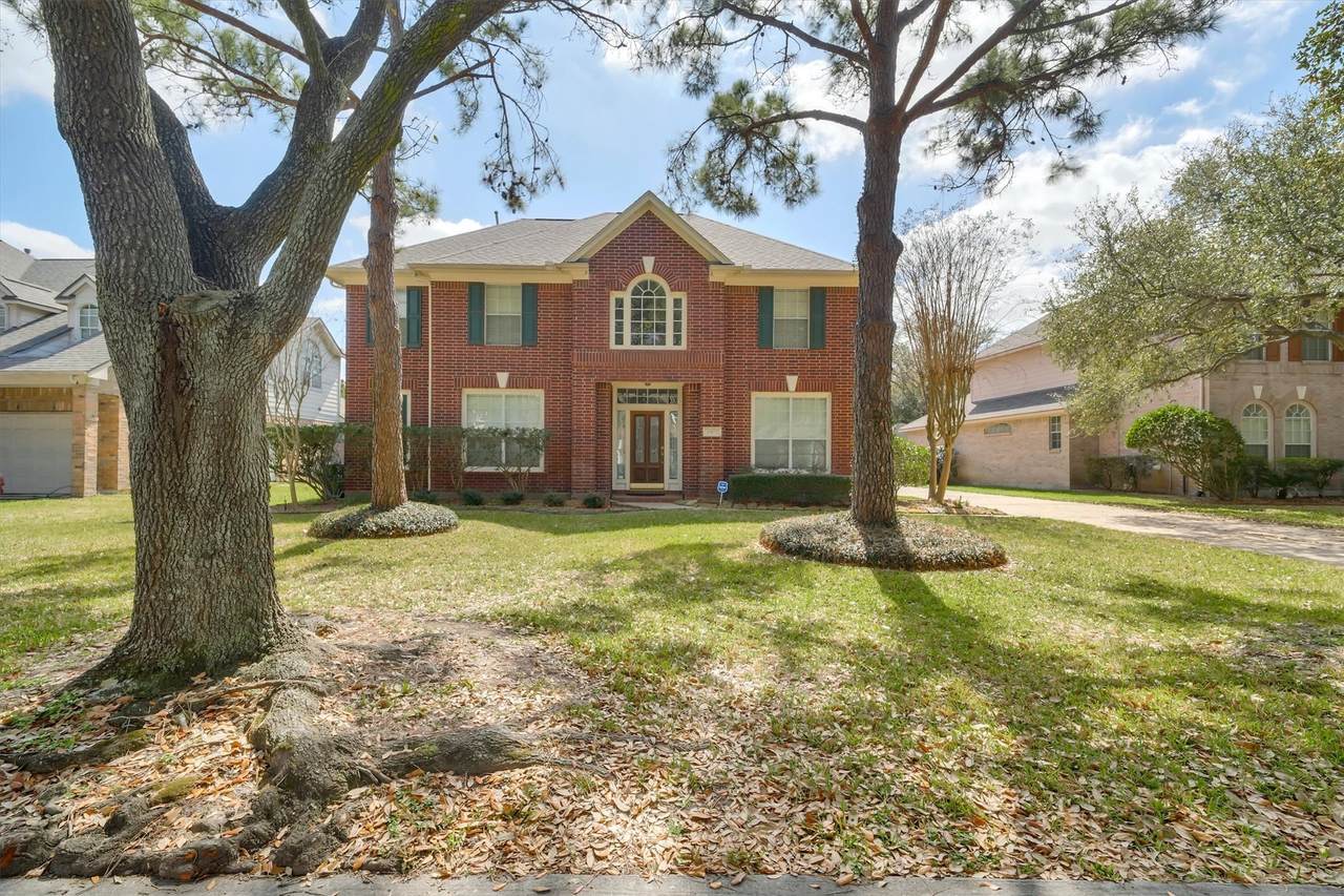 9423 Walnut Brook Court - Photo 1