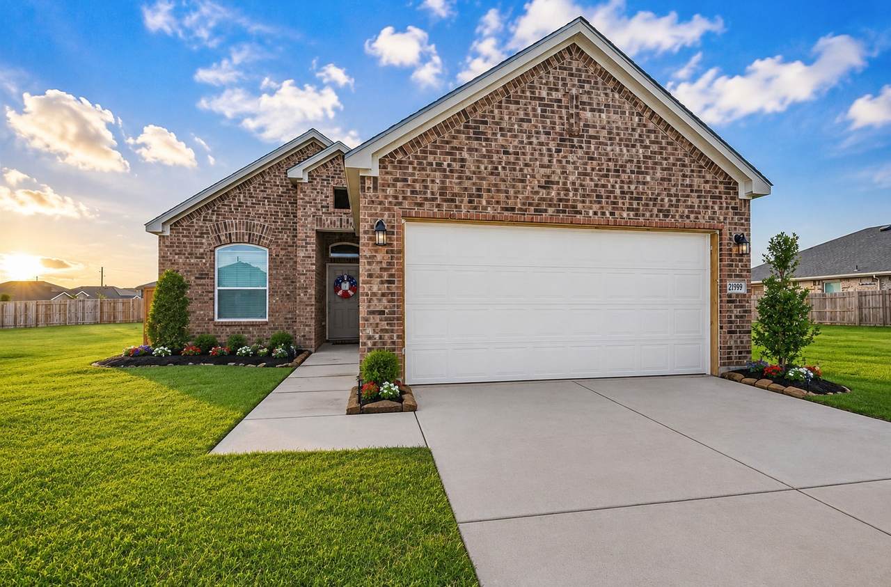 21919 Corsica View Drive - Photo 1