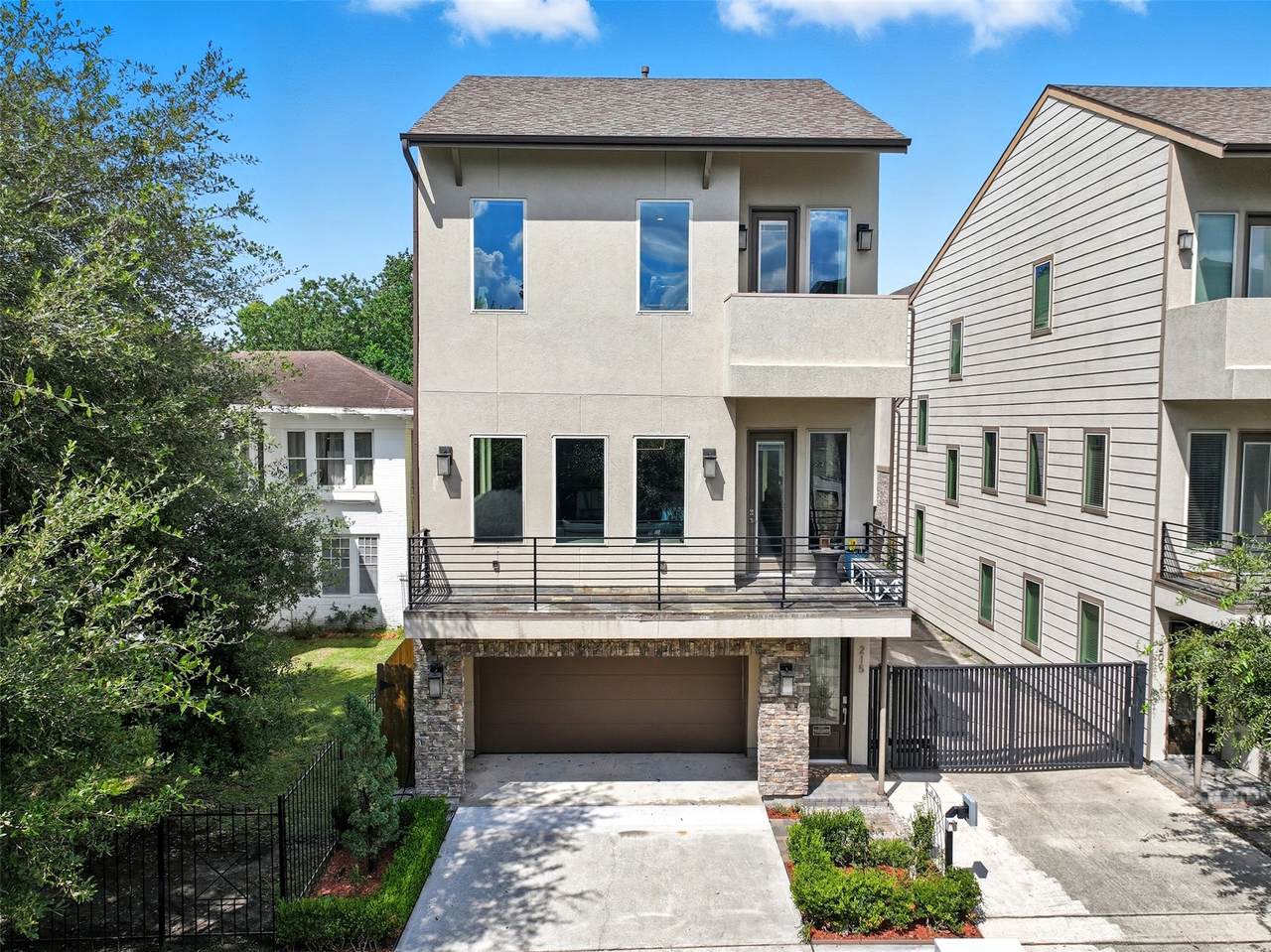 215 Avondale Street - Photo 1