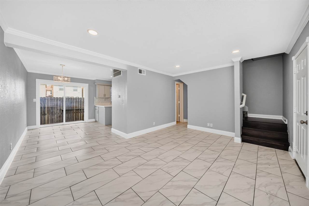 https://bt-photos.global.ssl.fastly.net/harmls/1280_boomver_1_30620886-2.jpg