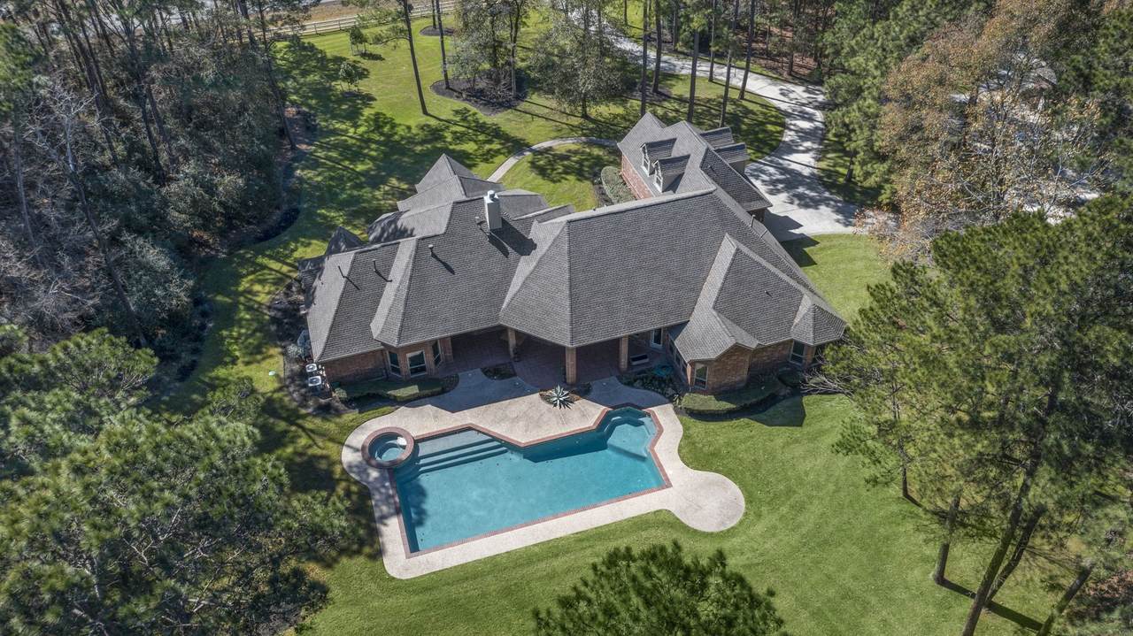 11302 Lake Forest Drive - Photo 1