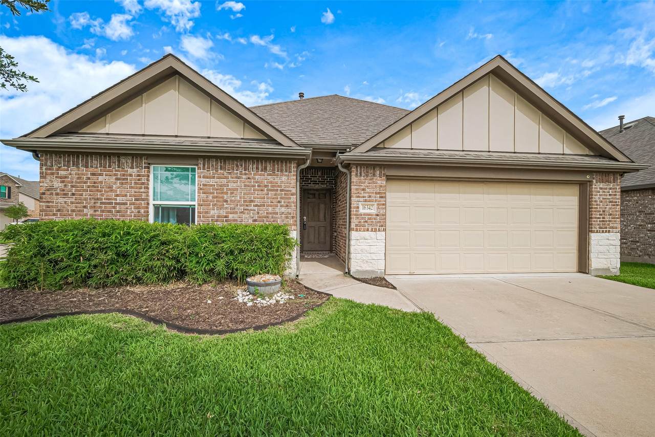 16342 Rockdale Landing Drive - Photo 1