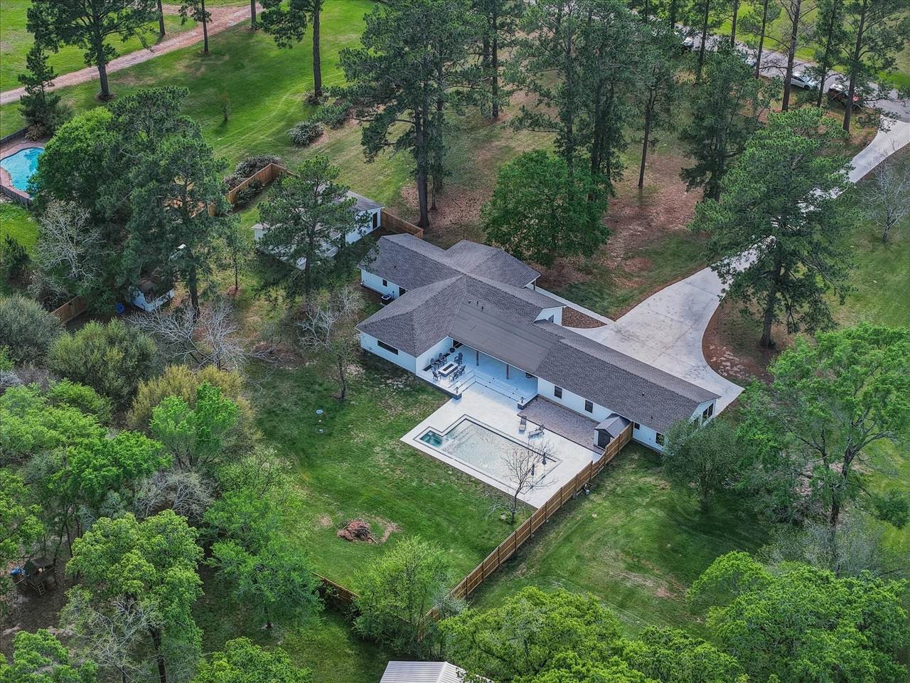 19855 Lakeshore Drive - Photo 1