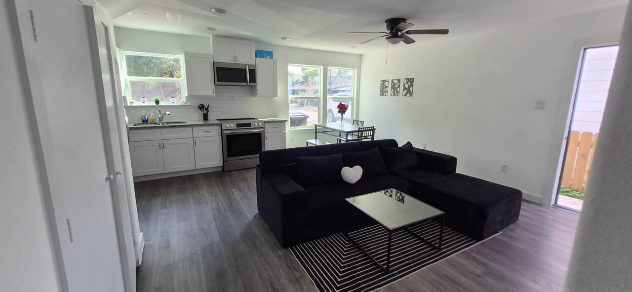 5717 Polly Street - Photo 1