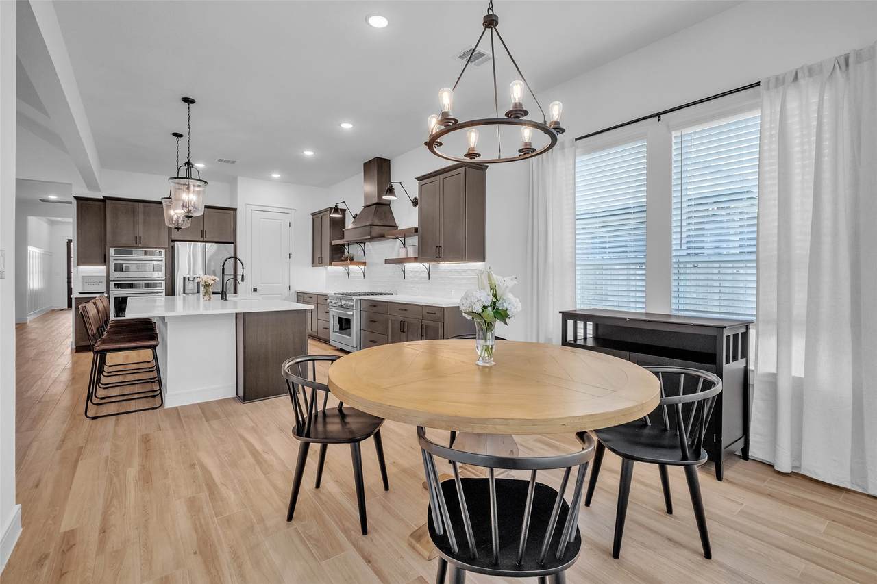 3225 Palm Heights Street - Photo 1