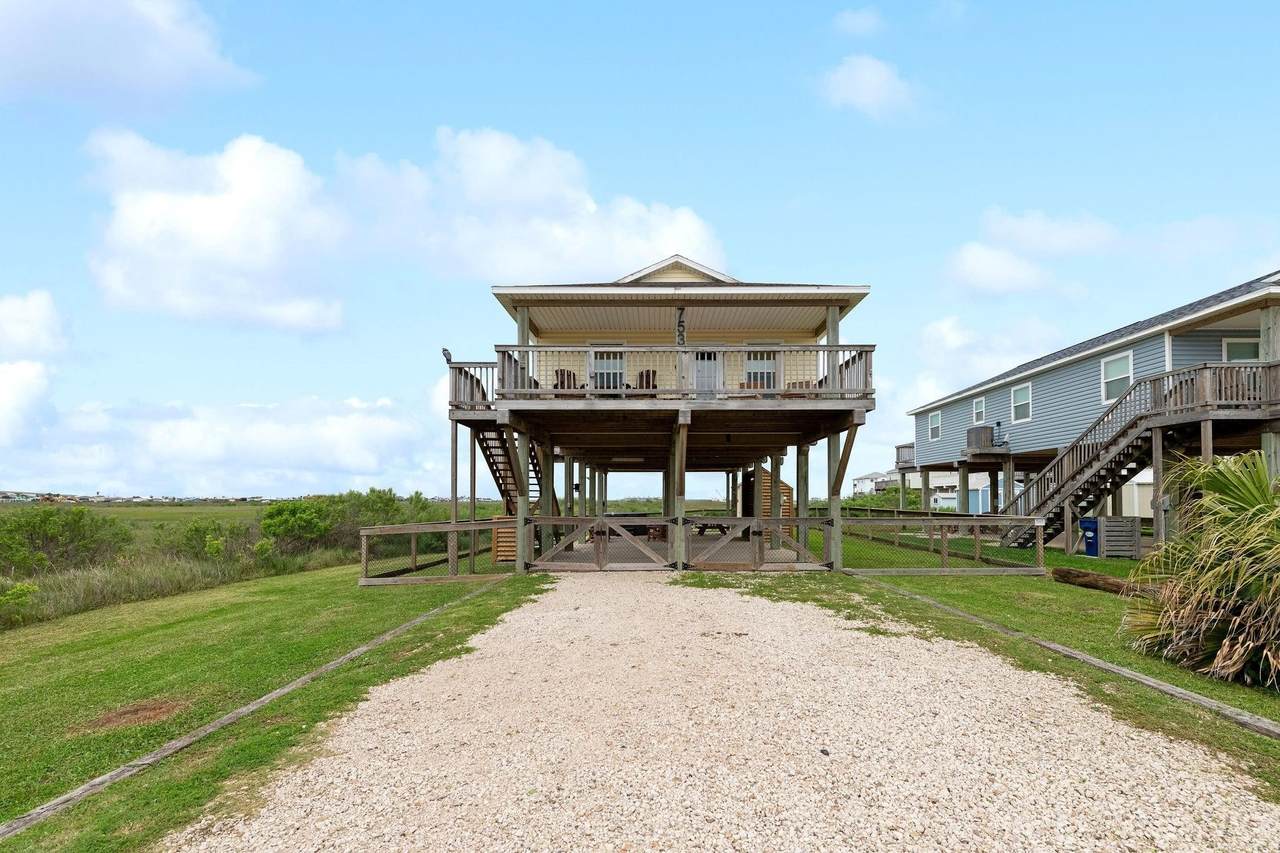 753 Bluewater Highway - Photo 1