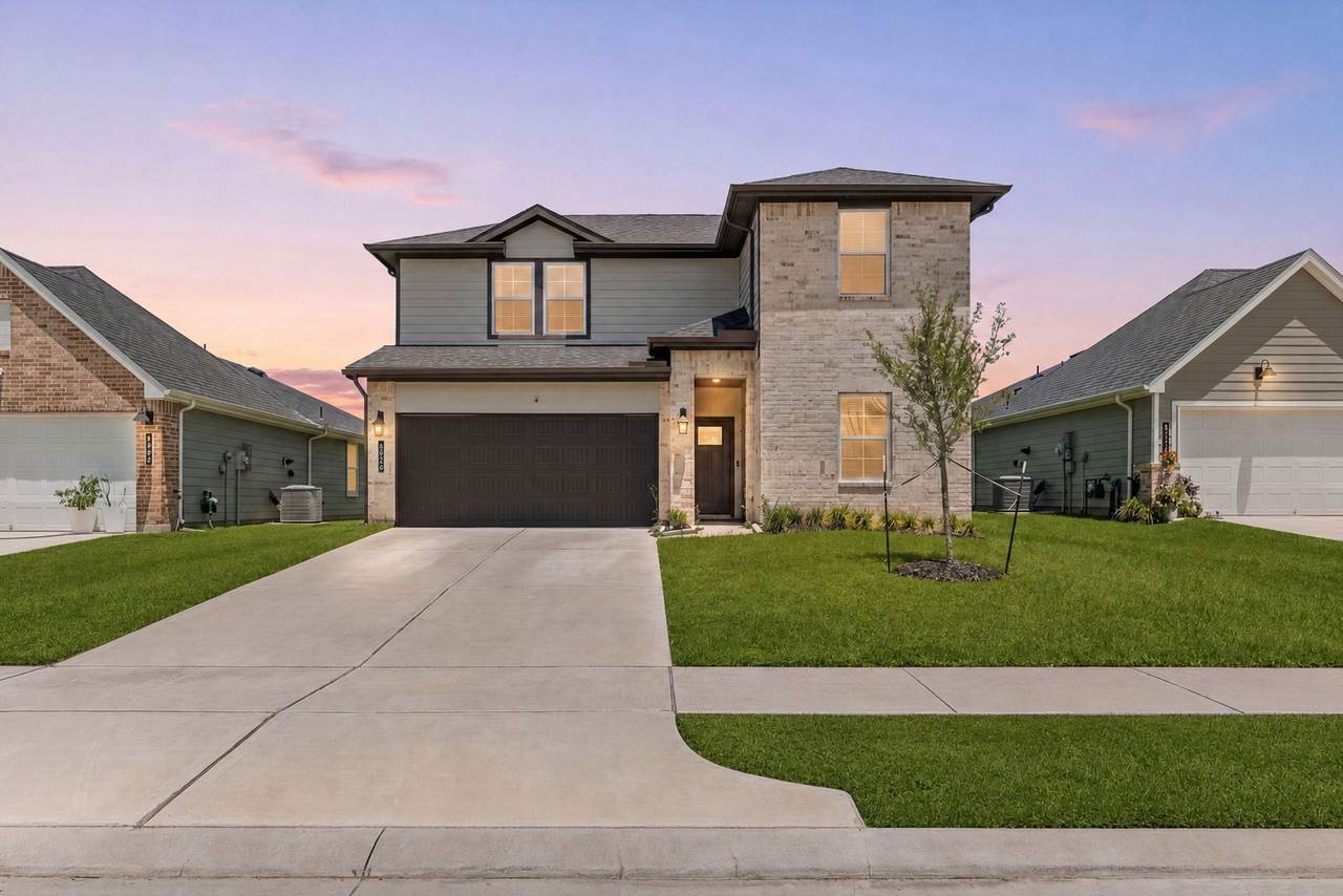 8026 Veneto Green Drive - Photo 1