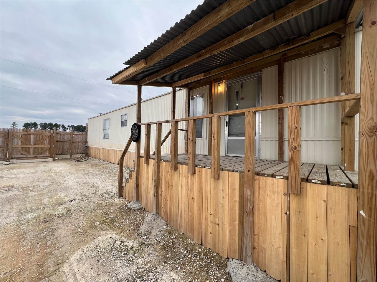 568 5914-10 Road - Photo 1