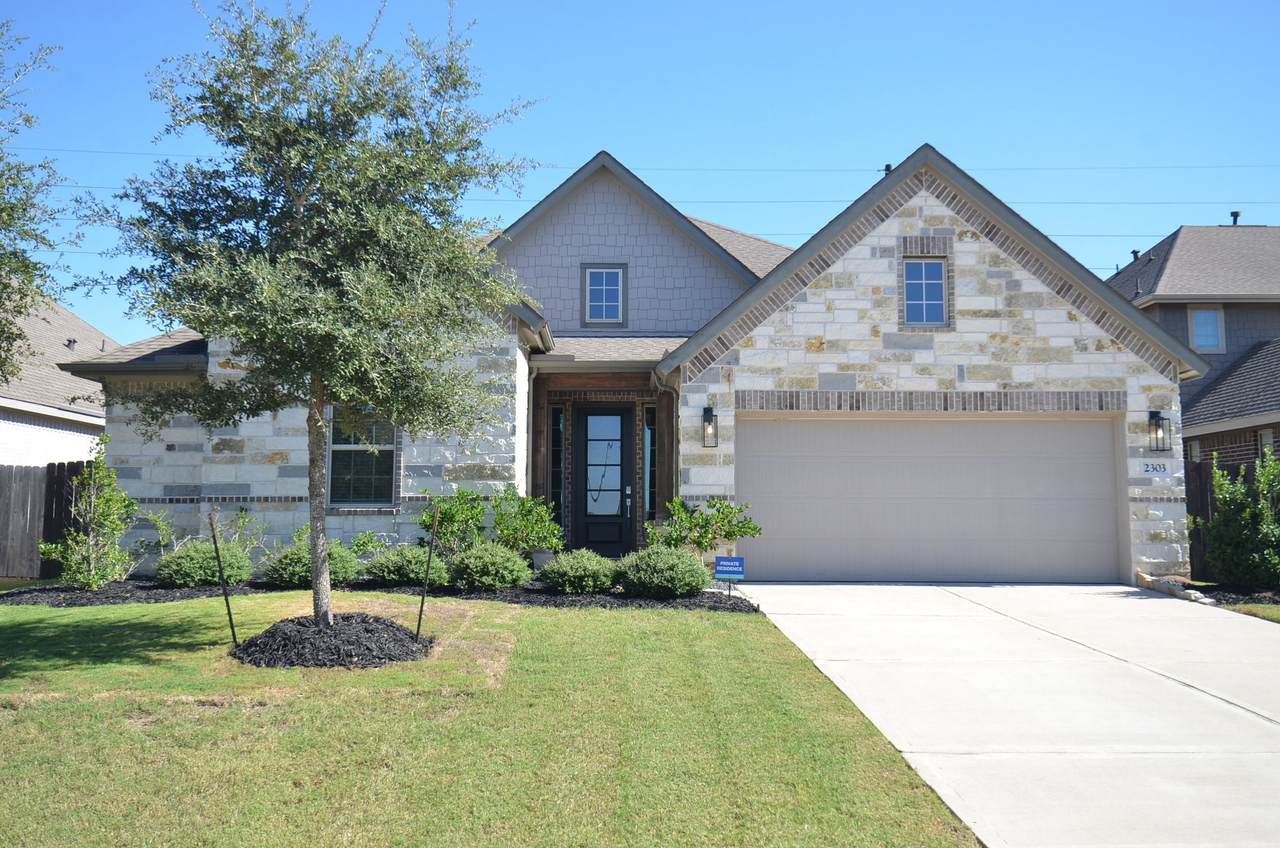 2303 Keystone Ridge Lane - Photo 1