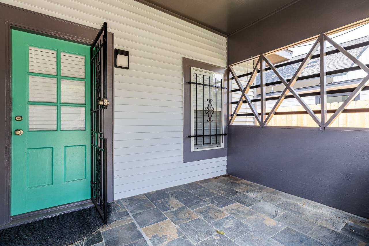 2806 Holman Street - Photo 1