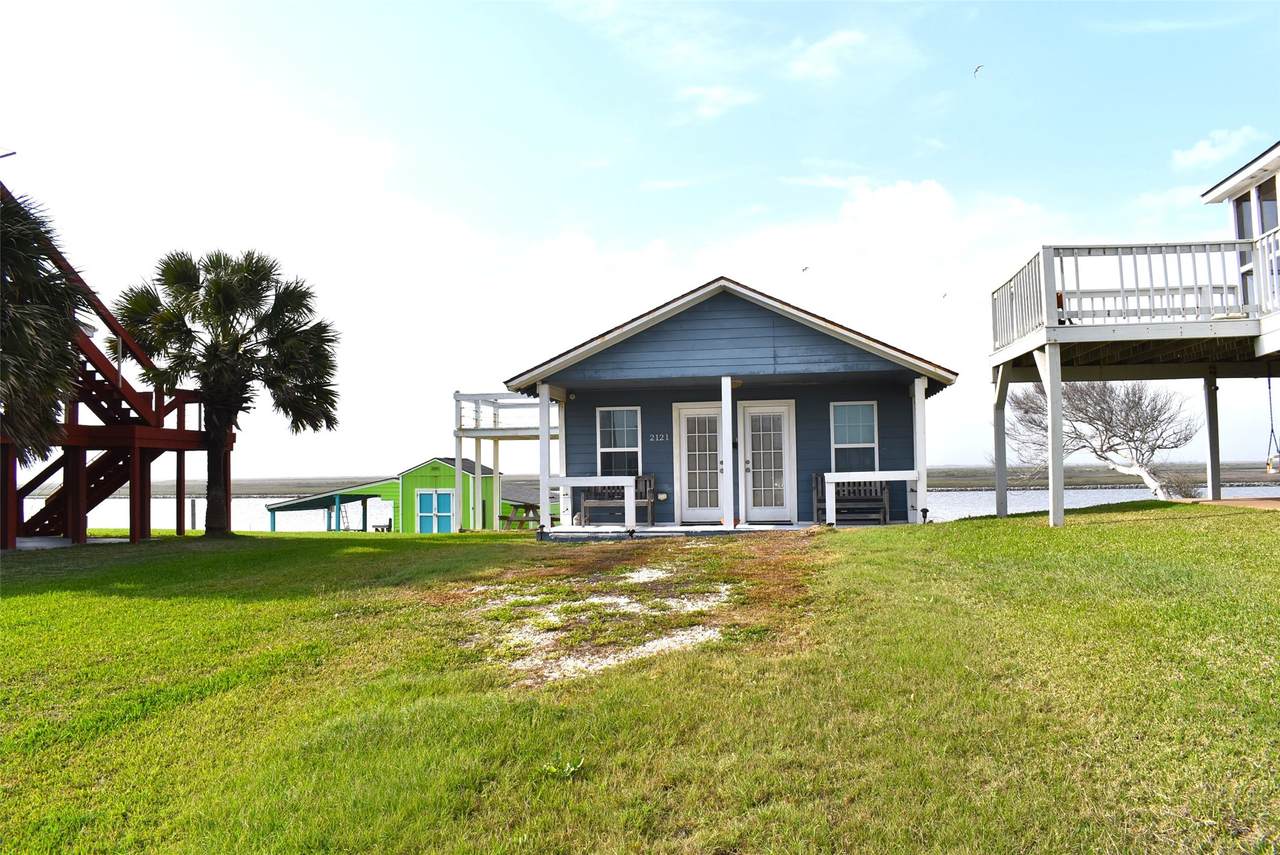 2121 County Road 230 - Photo 1